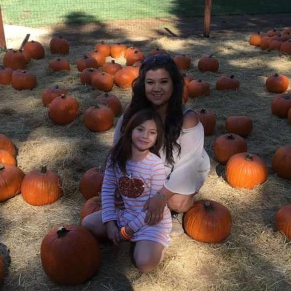 Meet your Posher, Olivia - Picture 1 of 1